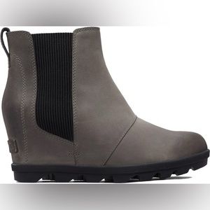 NWT Sorel Women's Joan of Arctic Wedge II Chelsea Boot - Waterproof - Size 5